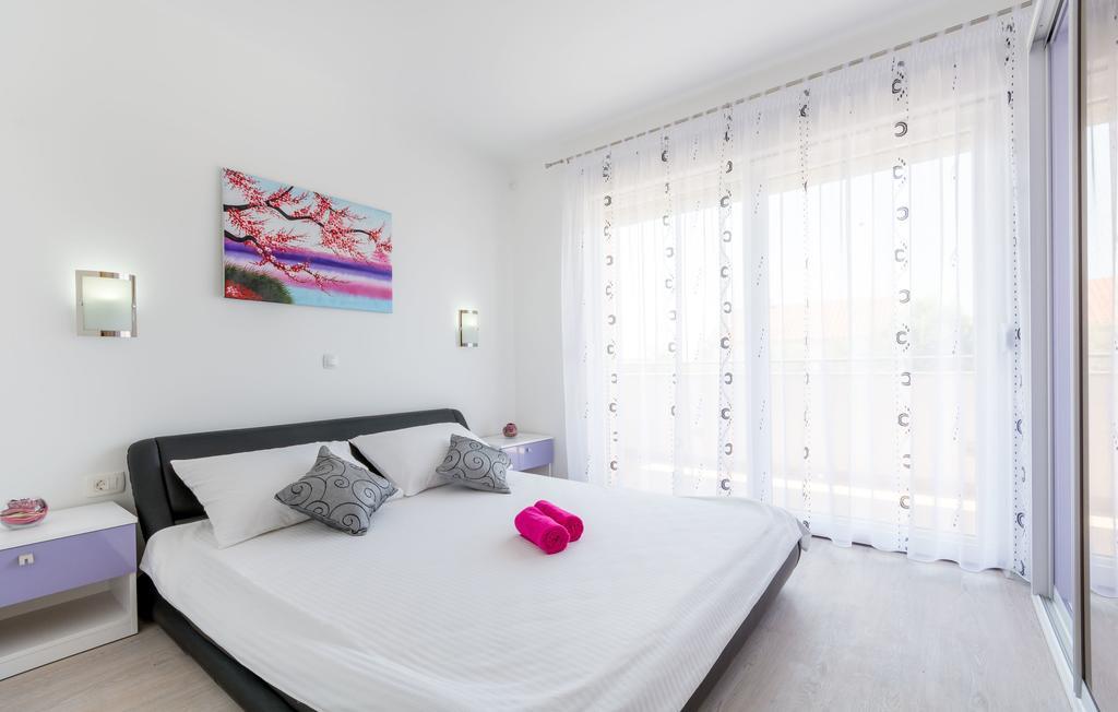 Villa Apartments Kordic Kaštela 部屋 写真