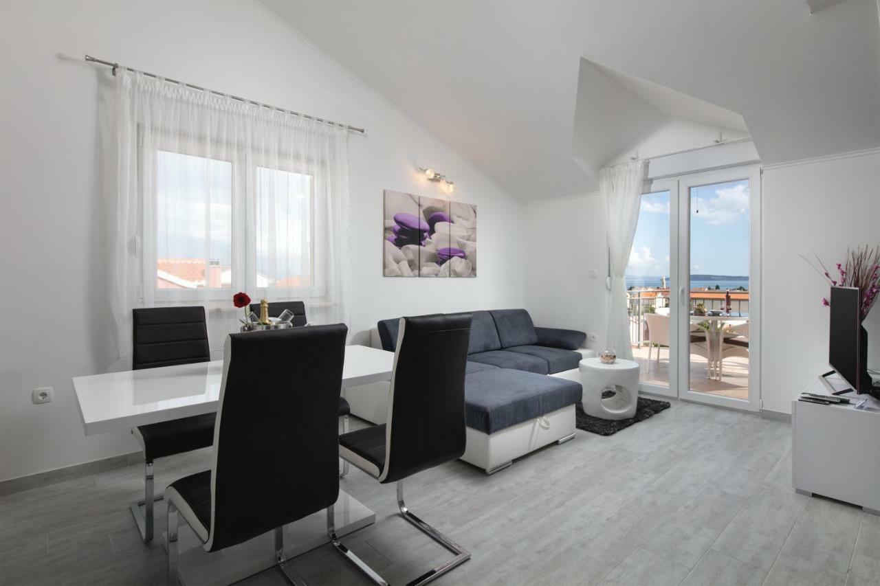Villa Apartments Kordic Kaštela エクステリア 写真