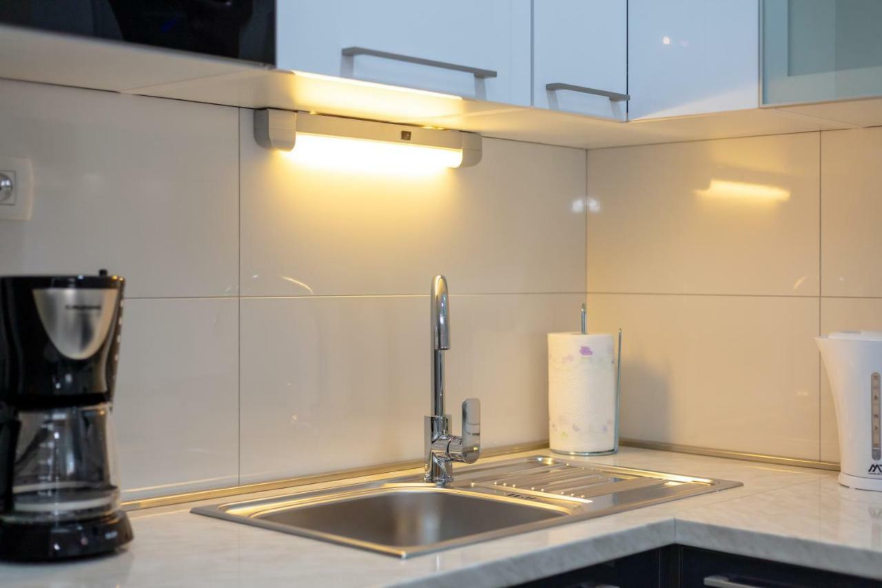 Villa Apartments Kordic Kaštela エクステリア 写真