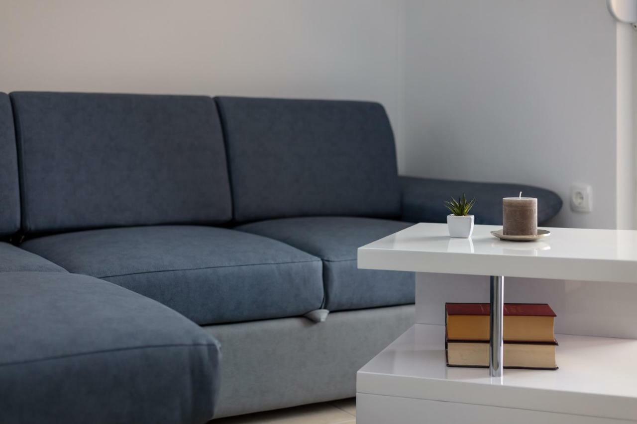 Villa Apartments Kordic Kaštela エクステリア 写真