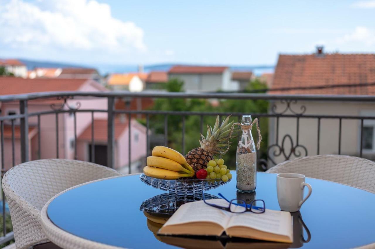 Villa Apartments Kordic Kaštela エクステリア 写真